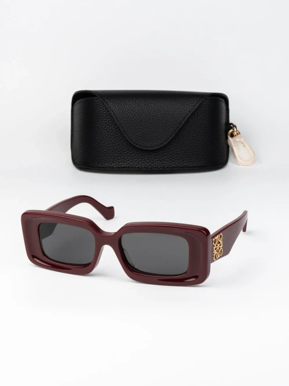 Loewe Women Sunglasses Red Grey Rectangular LW40102F 66A NEW AUTHENTIC